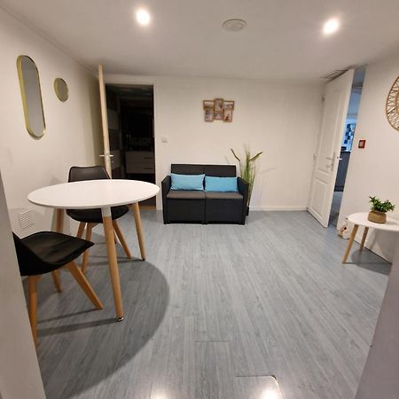 Chambre Chez L Habitant Petit Dejeuner Compris Fréjus Екстериор снимка