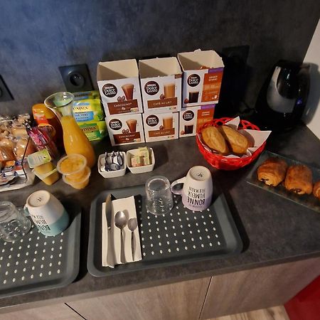 Chambre Chez L Habitant Petit Dejeuner Compris Fréjus Екстериор снимка